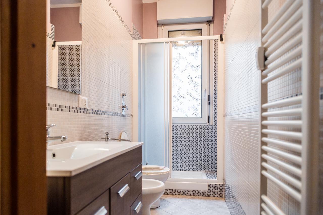 Lorenteggio Balcony Flat * Mailand
